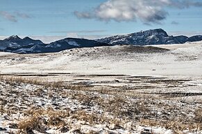 Remote Wolf Creek Cabin - Wide Open Spaces!