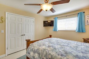 Hollywood Vacation Rental ~ 4 Miles to the Beach