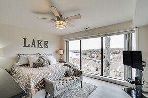 View, Pool & Lake Access: Osage Beach Condo!