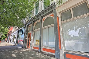 Nulu Art District Loft: Walk to Dtwn Distilleries!