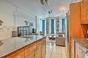 Nulu Art District Loft: Walk to Dtwn Distilleries!