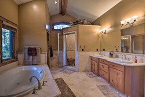 Hilltop Breck Home: Hot Tub, Views & Walk to Town