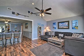 Riverfront Cottage: Fire Pit & Kayaks