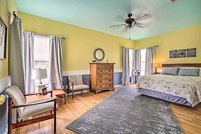 Eclectic Home: Walk to Town & Bath District!