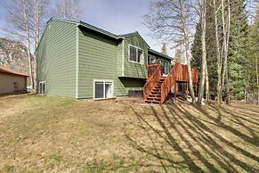 Homey Dog-friendly Retreat w/ Deck in Dtwn Frisco!