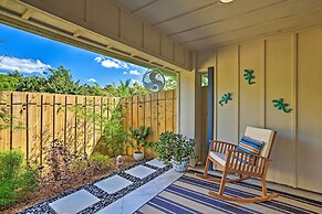 Tropical Cottage w/ Patio, Gas Grill & Fire Pit!