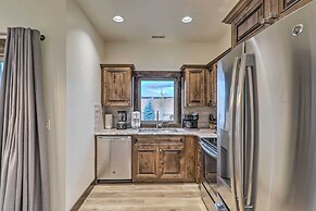 Sleek Columbia Falls Condo: Centrally Located!