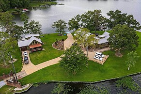Lay Lake Access & Views: Expansive Shelby Home!