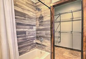 Lay Lake Access & Views: Expansive Shelby Home!