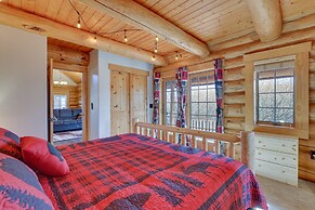 Idyllic Family Getaway: Granby Cabin Near Town