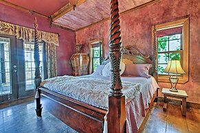 11 Mi to Dtwn: Murphy Gem w/ Hot Tub & Mtn Views!