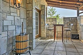 11 Mi to Dtwn: Murphy Gem w/ Hot Tub & Mtn Views!