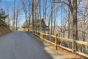 Hot Tub & Game Room: Powderhorn Mountain Cabin