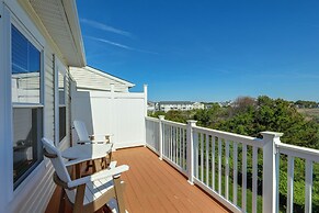 Boat Slip & Pool Access: Ocean City Home!