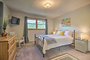 Maggie Valley House w/ Mtn Views - 1 Mi to DT