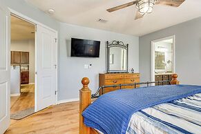 Spacious Navarre Retreat w/ Fenced-in Yard!