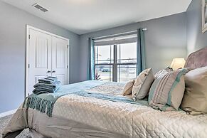 Spacious Navarre Retreat w/ Fenced-in Yard!