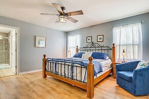 Spacious Navarre Retreat w/ Fenced-in Yard!