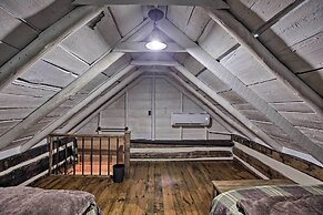 Restored Buchanan Log Cabin - Built in the 1700s!