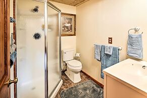 'lodge 88' - Steps to Weiner Lake w/ Dock & Boat!