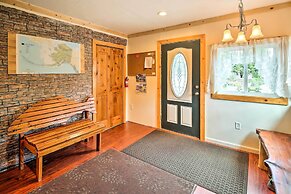 'lodge 88' - Steps to Weiner Lake w/ Dock & Boat!