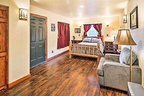 'lodge 88' - Steps to Weiner Lake w/ Dock & Boat!