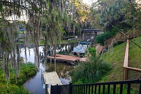 Rainbow River Home w/ Private Kayak Dock