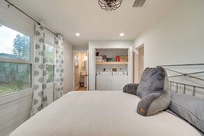 Walk to River & Shops: Downtown Dunnellon Escape