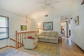 Waterfront Inglis Getaway ~ 5 Mi to the Gulf!