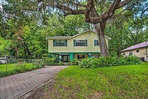 Waterfront Inglis Getaway ~ 5 Mi to the Gulf!