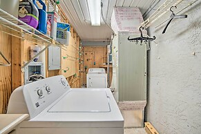 Waterfront Inglis Getaway ~ 5 Mi to the Gulf!