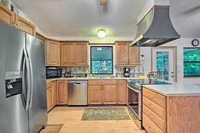 Waterfront Inglis Getaway ~ 5 Mi to the Gulf!