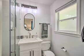 1 Mi to Main St: Brenham Retreat w/ Game Room