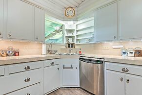 Lakefront Brownwood Home w/ Private Boat Dock