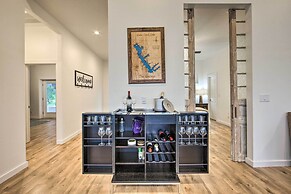 Modern Cedar Creek Lake Retreat w/ Panoramic View!