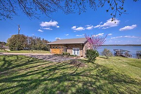 Modern Cedar Creek Lake Retreat w/ Panoramic View!