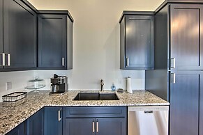 Modern Cedar Creek Lake Retreat w/ Panoramic View!