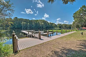 Riverfront Apt w/ Kayak Launch in Dunnellon