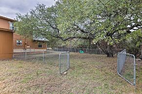 Dripping Springs Home w/ Deck, Near Wedding Venue