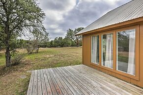 Dripping Springs Home w/ Deck, Near Wedding Venue