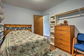 Dripping Springs Home w/ Deck, Near Wedding Venue