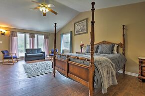Dripping Springs Home w/ Deck, Near Wedding Venue