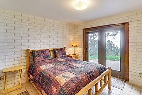 Flathead Lake Views: Scenic & Spacious Retreat!