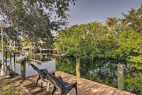 Punta Gorda Hub w/ Pool, 2 Miles to Peace River!