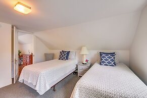 Rockland Home w/ Deck 5 Mins to Historic Downtown!