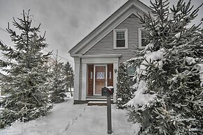 Rockland Home w/ Deck 5 Mins to Historic Downtown!