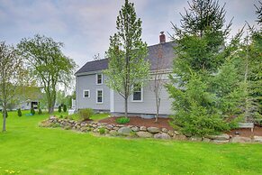 Rockland Home w/ Deck 5 Mins to Historic Downtown!