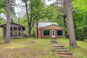 Cozy Echo Lake Cabin Near Snowmobiling Trail!