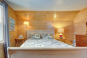 Cozy Echo Lake Cabin Near Snowmobiling Trail!