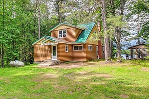 Cozy Echo Lake Cabin Near Snowmobiling Trail!